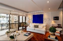 Refurbished duplex penthouse in Ipanema