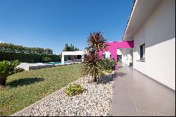 Contemporary luxury house near Perpignan