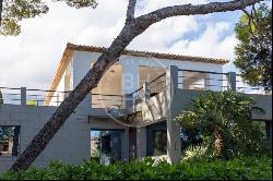 Les Rotes: Seaside Serenity with Endless Possibilities, Denia 03700