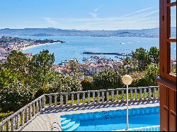 Detached villa with views to Ria de Vigo