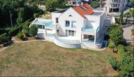 VILLA WITH PANORAMIC SEA VIEW - OPATIJA RIVIERA