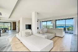 Unique Architect-designed 6 Bedrooms property located on the heights of Cavalaire-sur-Mer