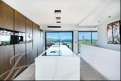 Unique Architect-designed 6 Bedrooms property located on the heights of Cavalaire-sur-Mer
