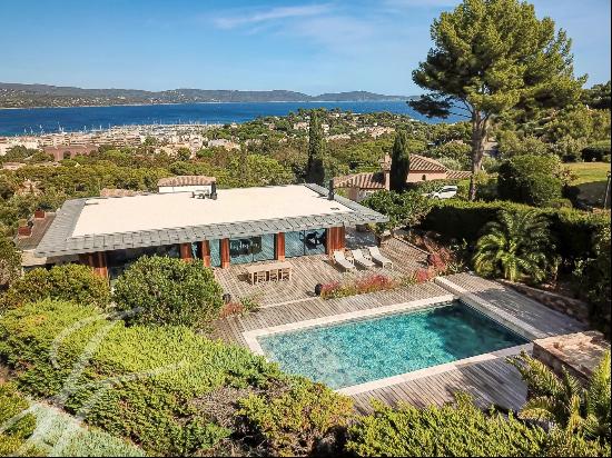 Unique Architect-designed 6 Bedrooms property located on the heights of Cavalaire-sur-Mer