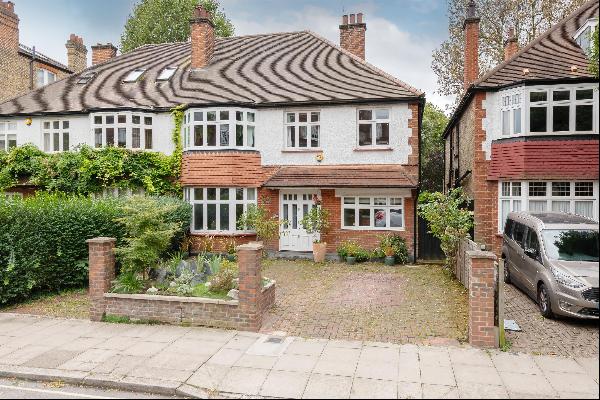 A 5 bedroom semi-detached house in Goldhurst Terrace NW6
