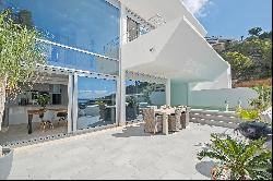 Modern villa with breath-taking sea views in Altea Hills
