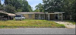 403 N Park Drive, Springhill LA 71075