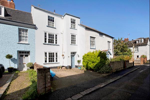 A wonderful home in the heart of this popular estuary town.