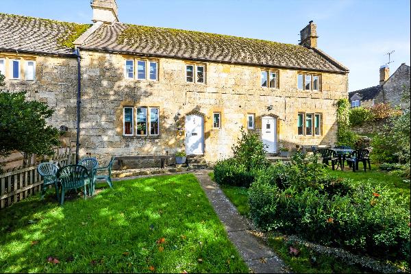 A pretty stone cottage in the heart of the Cotswold Area of Outstanding Natural Beauty. 