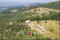 Umbria - FORMER CONVENT FOR SALE IN A PANORAMIC POSITION IN SPOLETO
