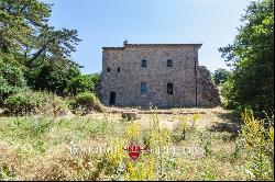 FORMER CONVENT FOR SALE IN SPOLETO, UMBRIA