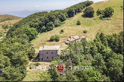 Umbria - FORMER CONVENT FOR SALE IN A PANORAMIC POSITION IN SPOLETO