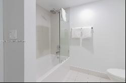 2602 E Hallandale Beach Blvd Unit R708, Hallandale Beach FL 33009