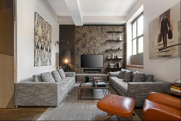 A three bedroom apartment for sale on Porteus Place, SW4. 