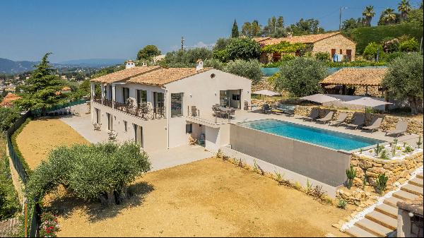 Contemporary 5-bedroom villa for sale above Cannes with panoramic sea views