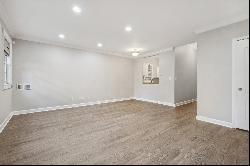 fabulous three bedroom in Lincoln Park