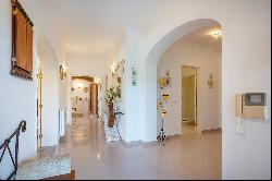 House, 4 bedrooms, for Sale