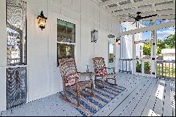 Gorgeous Florida Cottage With Shady Porches And Room For A Pool