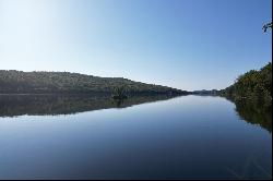 105 Acre Lot on Lac Labelle