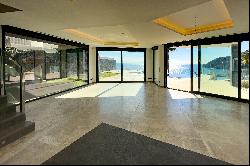 Seafront Luxury Villa in Calpe