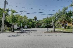 300 SE Detroit Avenue, Stuart FL 34994