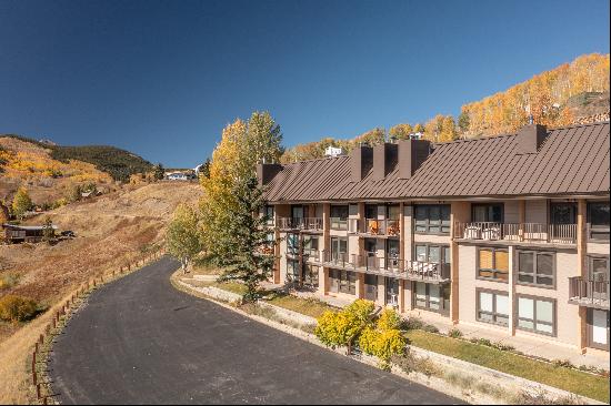 Immaculately Maintained Slope-Side Condo On Mt. Crested Butte