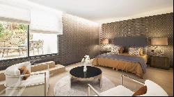 Luxurious apartment in an intimist  residence with a prestigious address