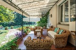 Villa with swimming pool in Marina di Pietrasanta