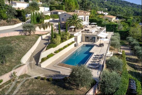 MOUGINS | CHARM & REFINEMENT | PANORAMIC VIEW