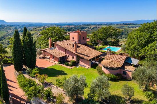 Villa with view and pool in Calvi dell' Umbria