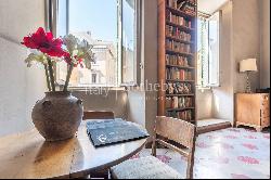 Charming and bright apartment in the heart of Trastevere