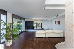 Design house with swimming pool in Vallromanes Golf - BCN
