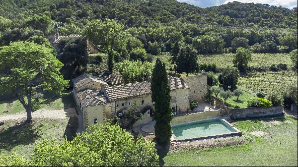 Charming Provencal house with rich historical heritage for sale in Provence