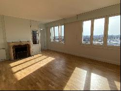 LILLE, Liberte, apartment type 4 of 107sqm, 3 bedrooms, box, cellar