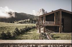 Chalet Selva, an authentic gem set in the Dolomites