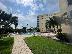 3420 Gulf Shore BLVD N #51, Naples FL 34103