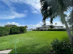 3420 Gulf Shore BLVD N #51, Naples FL 34103