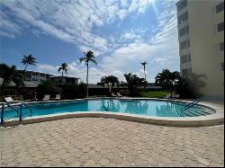 3420 Gulf Shore BLVD N #51, Naples FL 34103