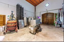 Excellent investment opportunity: well-established winery in Mal, Málaga 29001