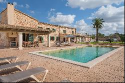 Finca with holiday rental licence in Santanyí Mallorca