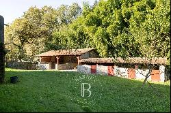 RARE  HISTORICAL CHATEAU IN THE INTERIOR BASQUE COUNTRY