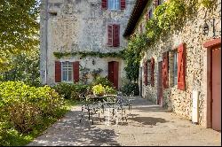 RARE  HISTORICAL CHATEAU IN THE INTERIOR BASQUE COUNTRY