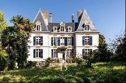 LOVELY NAPOLÉON III MANOR HOUSE IN THE BEARN WITH 10 ACRES OF PARKLAND.