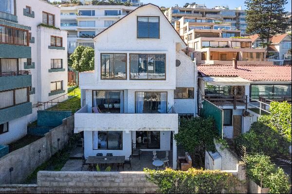 Building for sale in Reñaca with a sea view