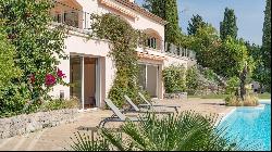 Mougins Near village rare villa sea view