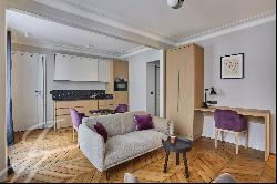 Fully renovated one bedroom apartement close to place Vendôme