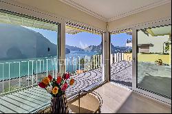 Stately villa in Lugano-Castagnola with wonderful views of Lake Lugano for sale