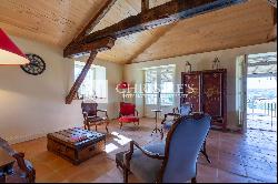 Country estate with guest house, pool and 7 acres, super views, proximity to Duras