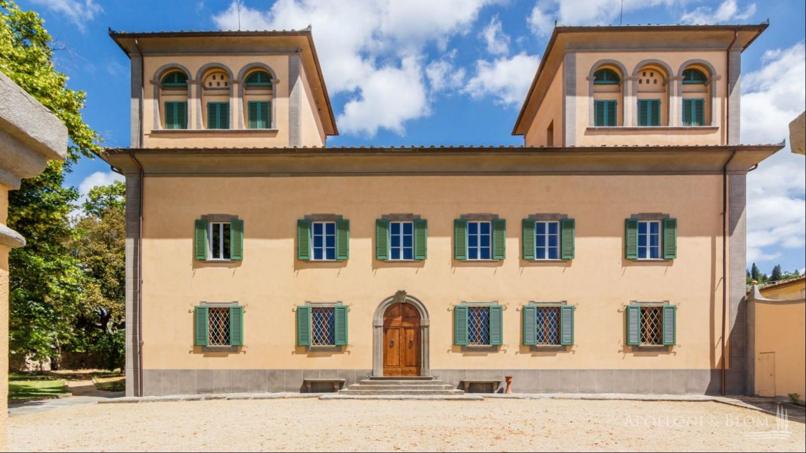 Historical Mansion with vineyards, Vinci, Florence - Tuscany