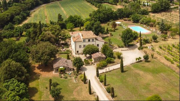 La Querce Mansion with pool, Cortona, Arezzo- Tuscany